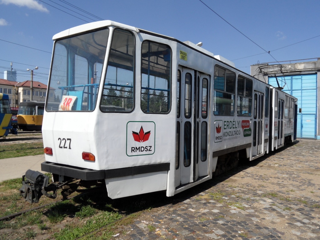 Орадя, Tatra KT4D № 227