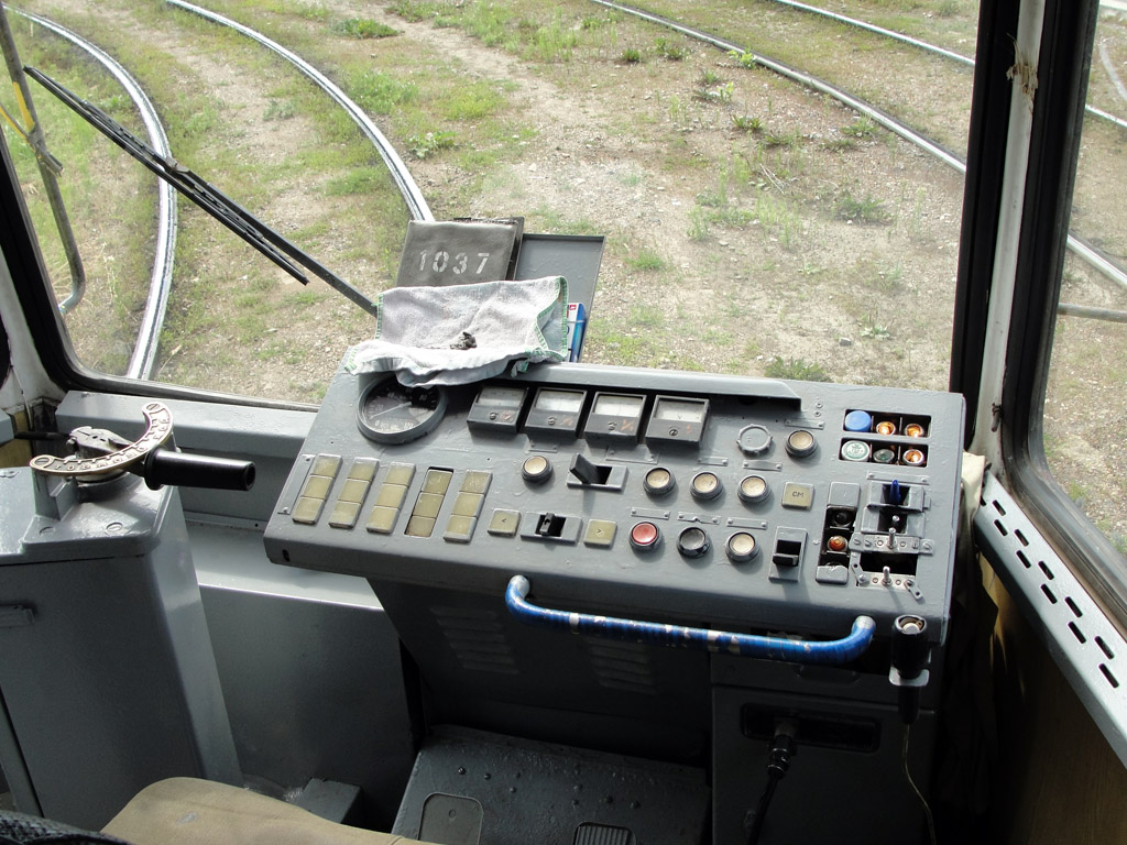 Казань, 71-608КМ № 1037