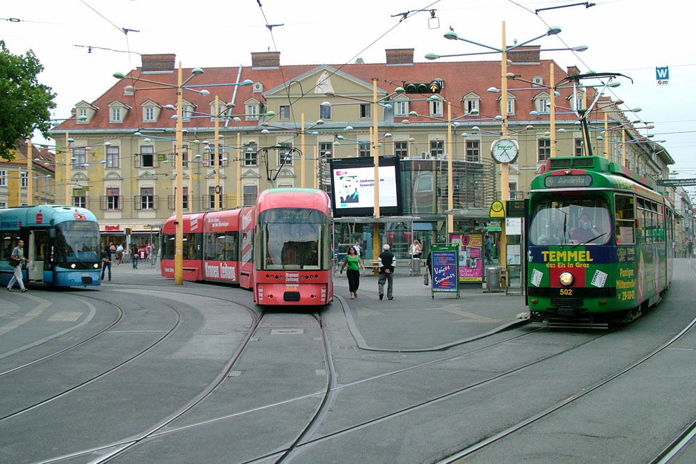 Грац, Bombardier Cityrunner № 654; Грац, SGP GT8 № 502