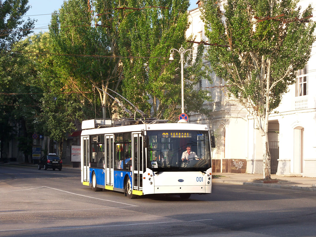 Севастополь, ЮМЗ-5265 «Мегаполис» № 001; Севастополь — Выставка троллейбусов для Севастополя (26.07.2011)