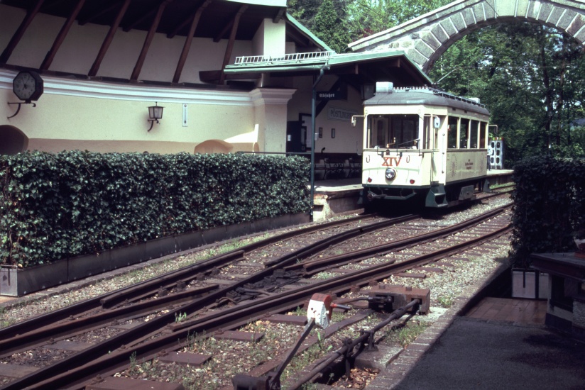 Линц, Двухосный моторный вагон № XIV