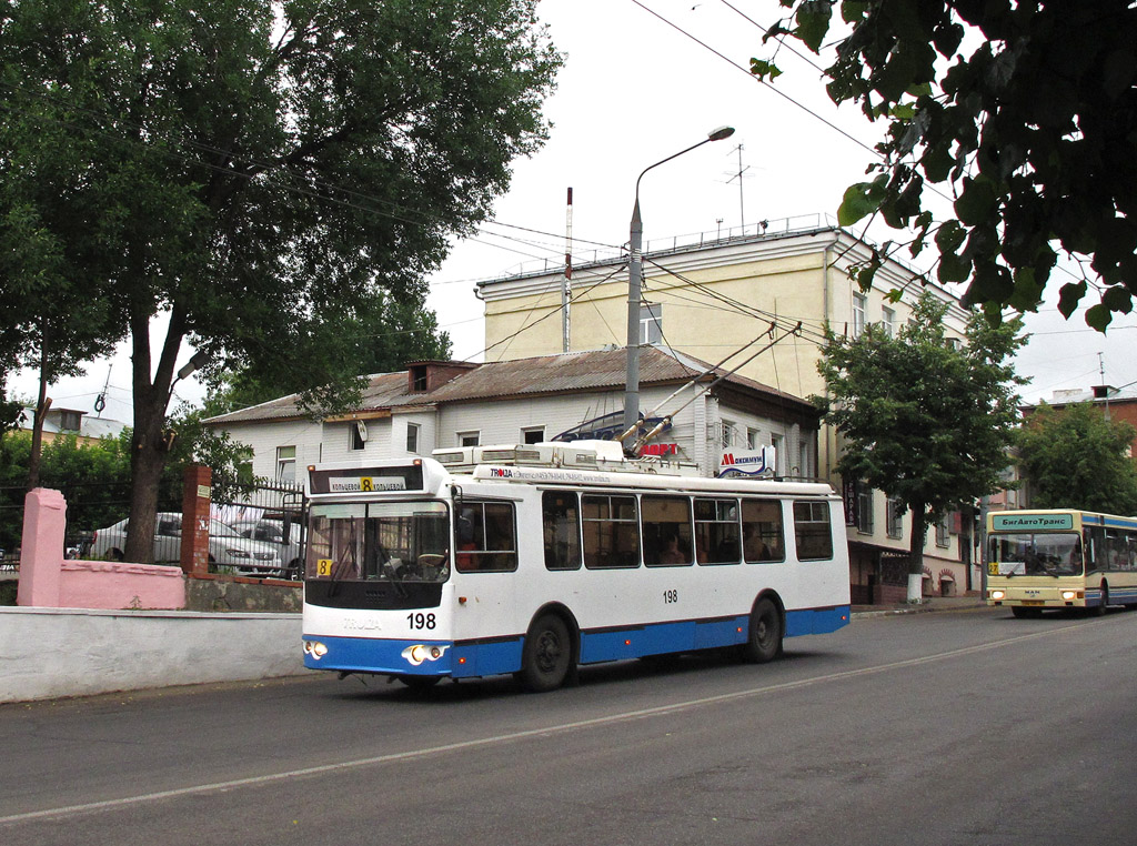 Владимир, ЗиУ-682Г-016.04 № 198