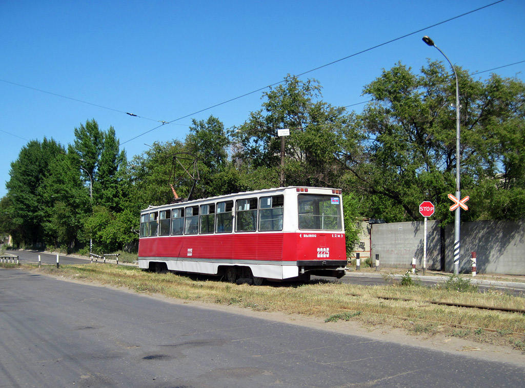 Саратов, 71-605 (КТМ-5М3) № 2225