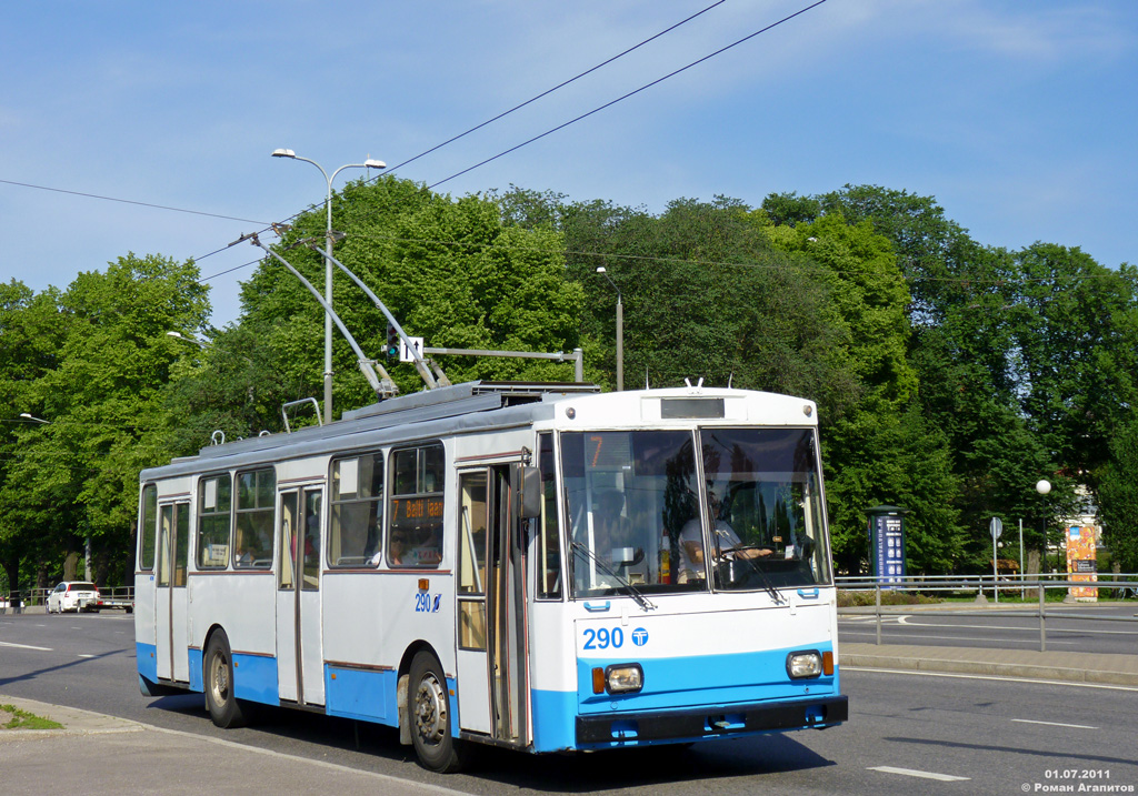 Таллин, Škoda 14Tr02/6 № 290