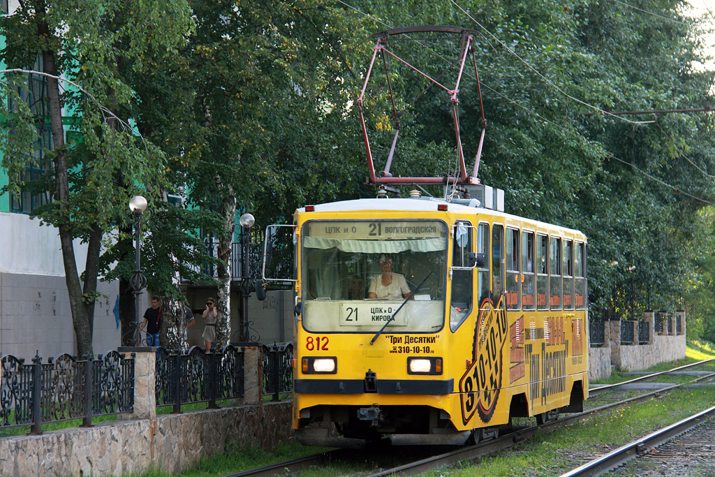 Екатеринбург, 71-402 № 812