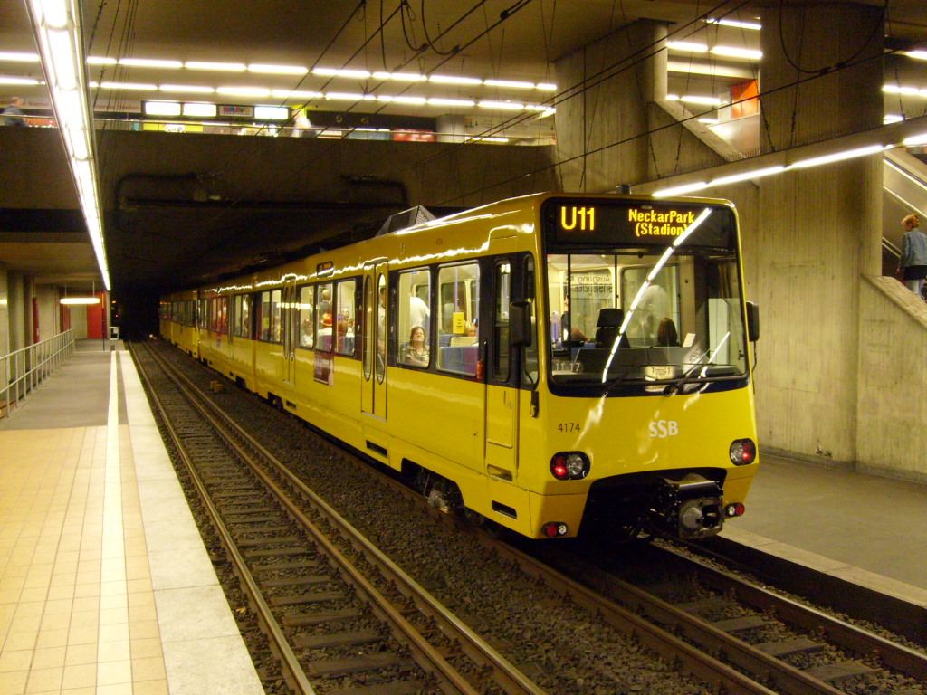 Штутгарт, Duewag DT8.S № 4174 Штутгарт, Duewag DT8.S № 4174