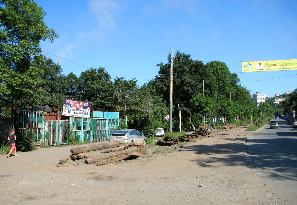 Vladivostok — Track dismantling