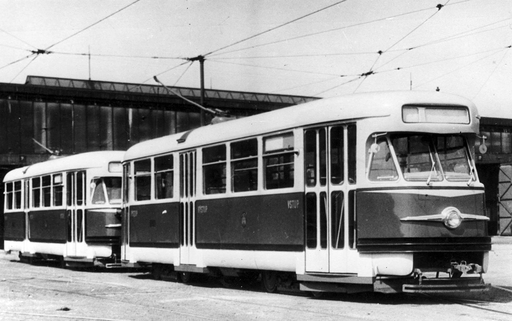 Прага, Tatra T2 № 6001; Прага, Tatra T2 № 6002