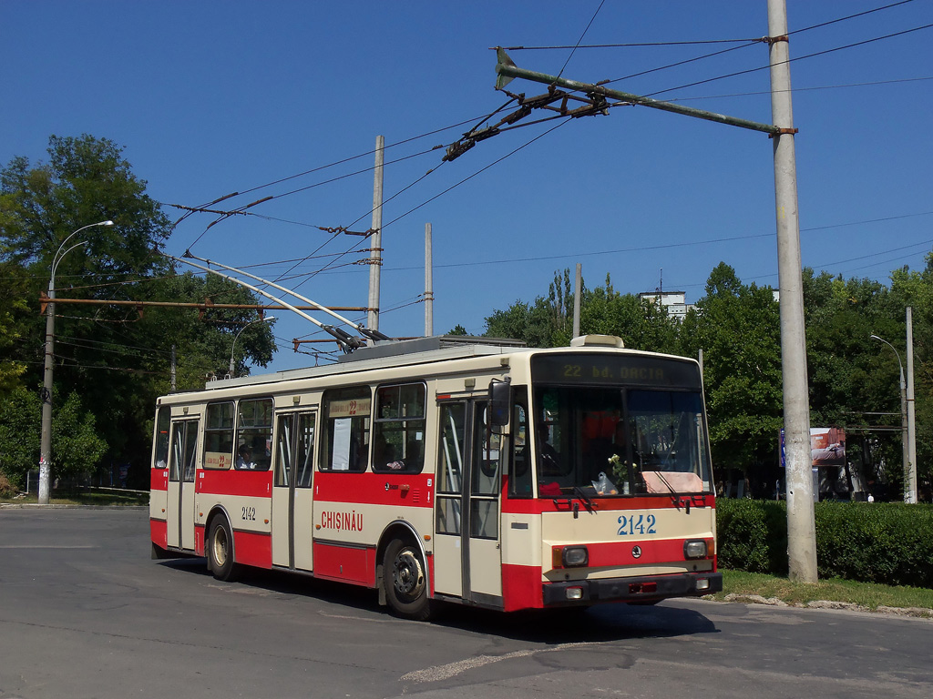 Кишинёв, Škoda 14TrDT/6M № 2142
