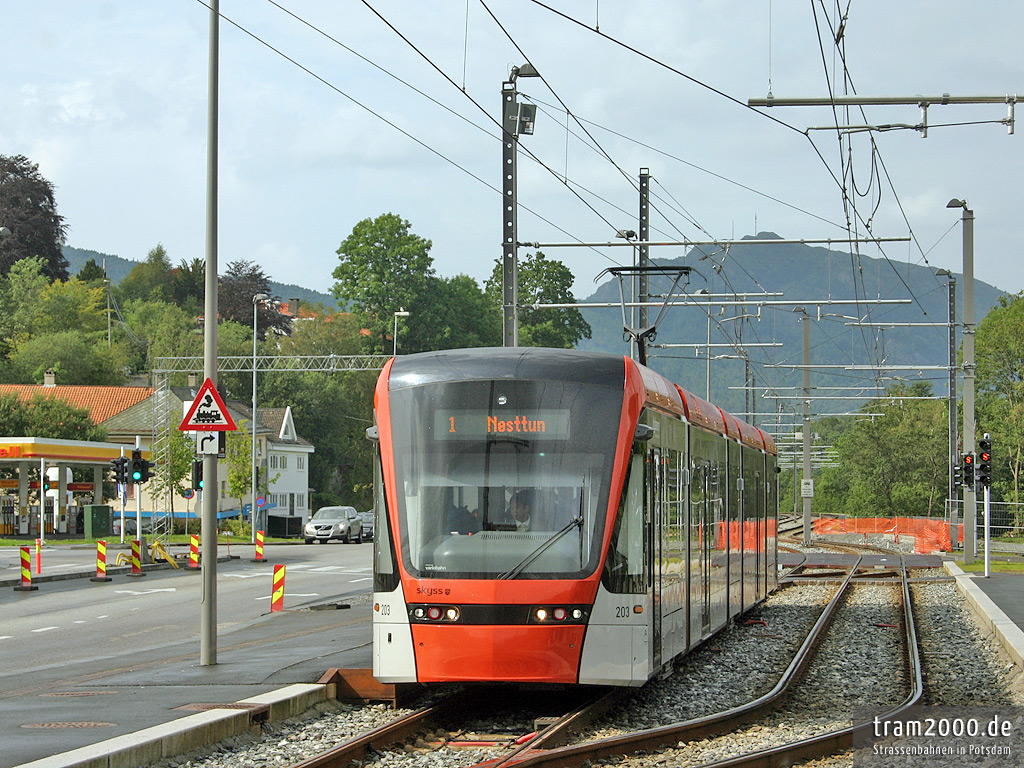 Берген, Stadler Variobahn № 203