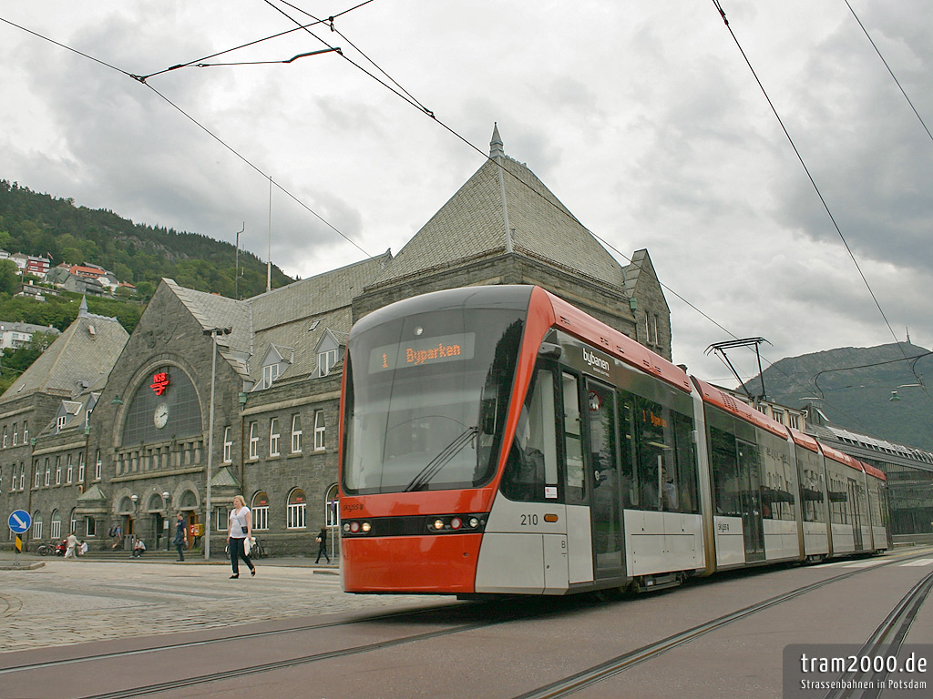 Берген, Stadler Variobahn № 210