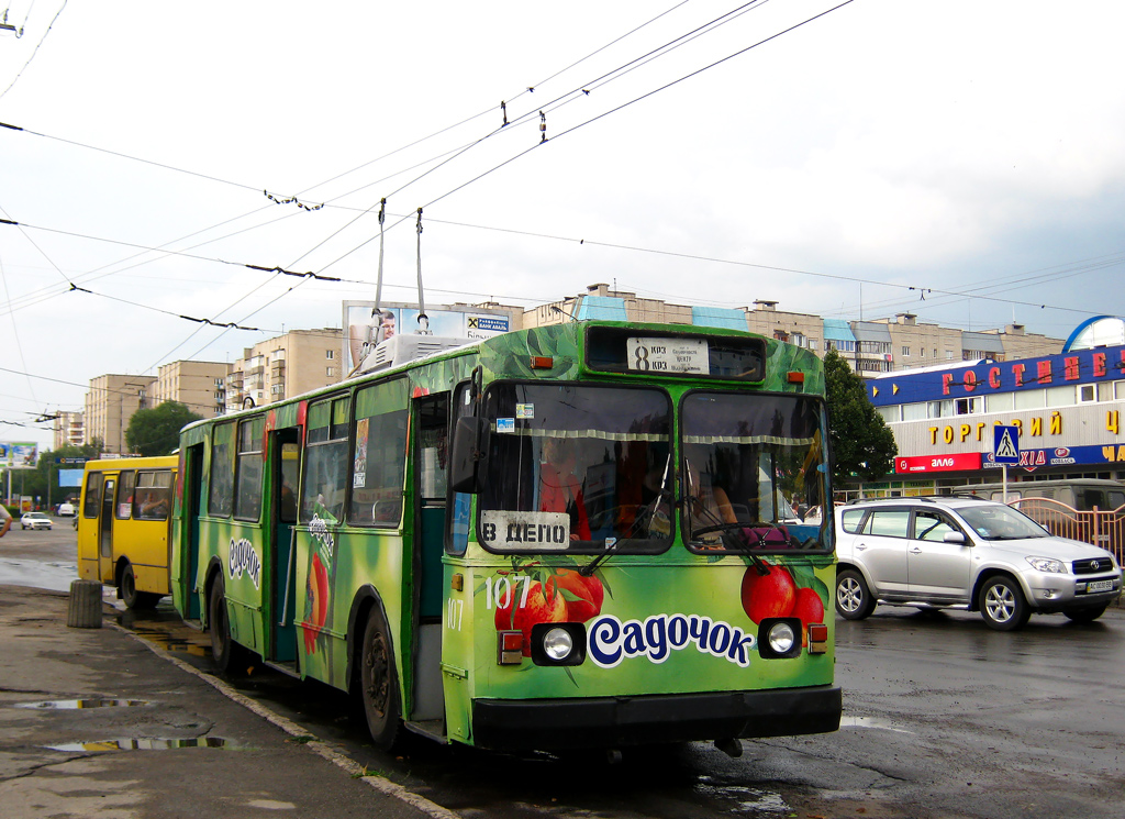 Луцк, ЗиУ-682В № 107
