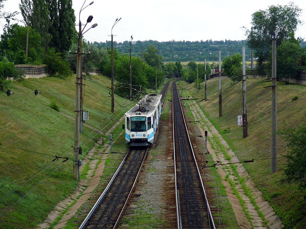 Кривой Рог, 71-611 № 203