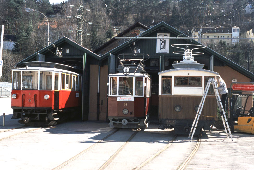 Innsbruck, Graz 4-axle motor car № 1; Innsbruck, Graz 2-axle motor car № 54; Innsbruck, SLM 2-axle cog-wheel locomotive № 4