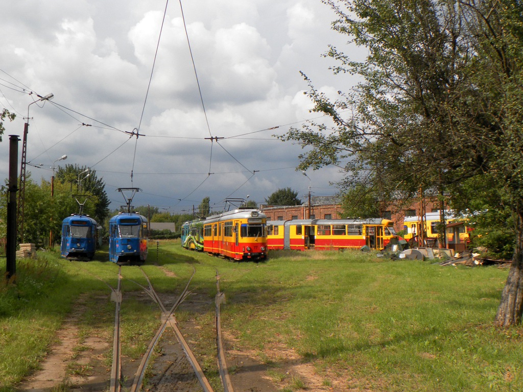 Лодзь, Duewag GT6ZR № 77; Лодзь — депо Брус