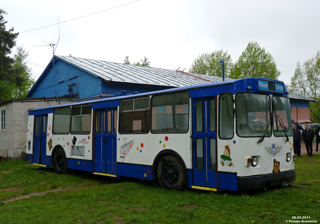 Санкт-Петербург, ЗиУ-682В-012 [В0А] № 2759; Санкт-Петербург — Сараи и бытовки