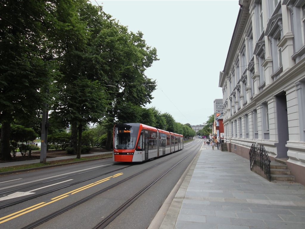 Берген, Stadler Variobahn № 209