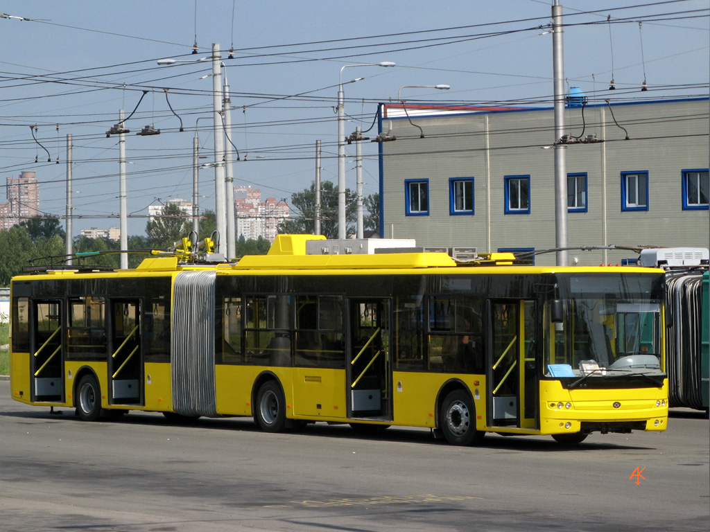 Киев, Богдан Т90110 № 1311