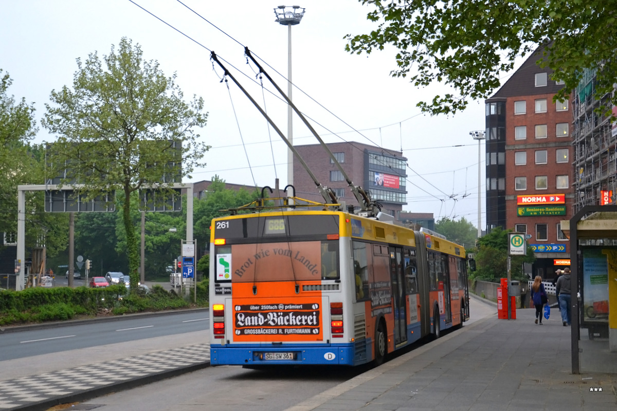 Solingen, Van Hool AG 300T № 261