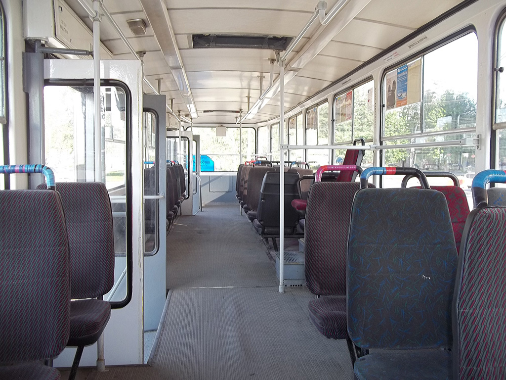 Екатеринбург, 71-402 № 813