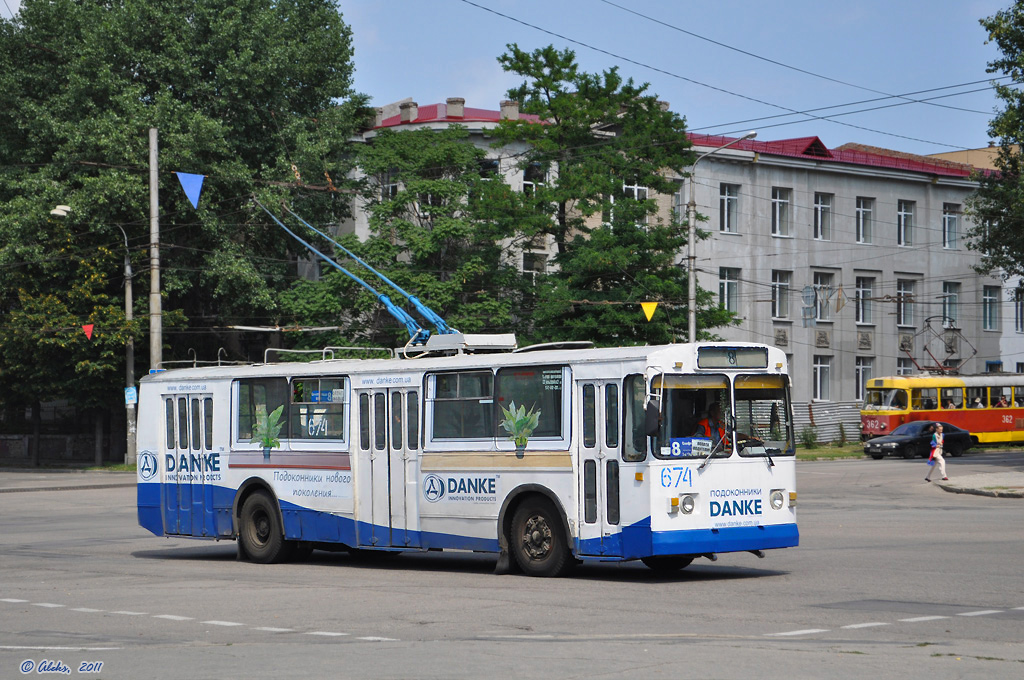 Запорожье, ЗиУ-682В-012 [В0А] № 674