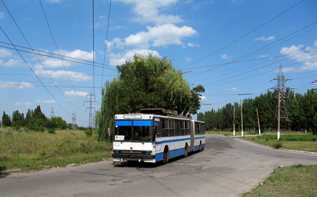 Кривой Рог, ЮМЗ Т1 № 017 Кривой Рог, ЮМЗ Т1 № 017