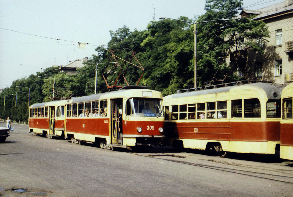 Запорожье, Tatra T3SU (двухдверная) № 310; Запорожье, Tatra T3SU (двухдверная) № 309; Запорожье, КТМ-1 № 133; Запорожье, КТП-1 № 633
