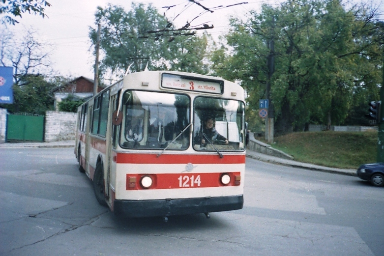 Кишинёв, ЗиУ-682В-012 [В0А] № 1214