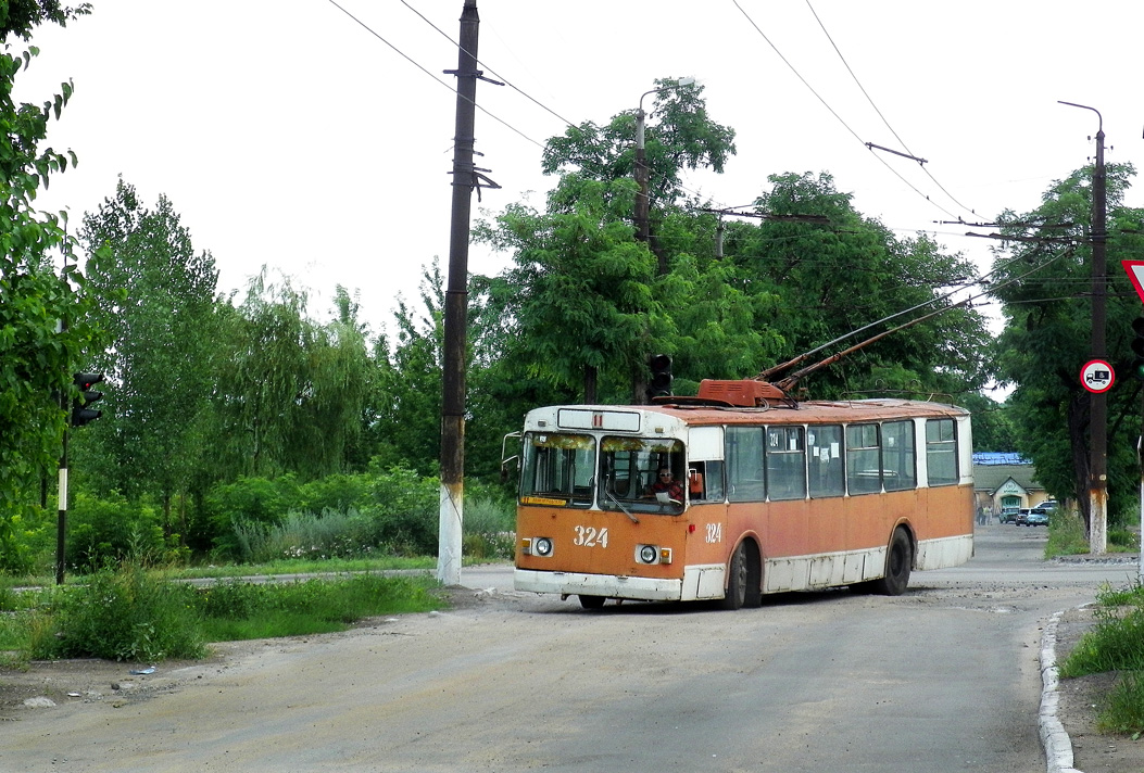 Алчевск, ЗиУ-682В [В00] № 324