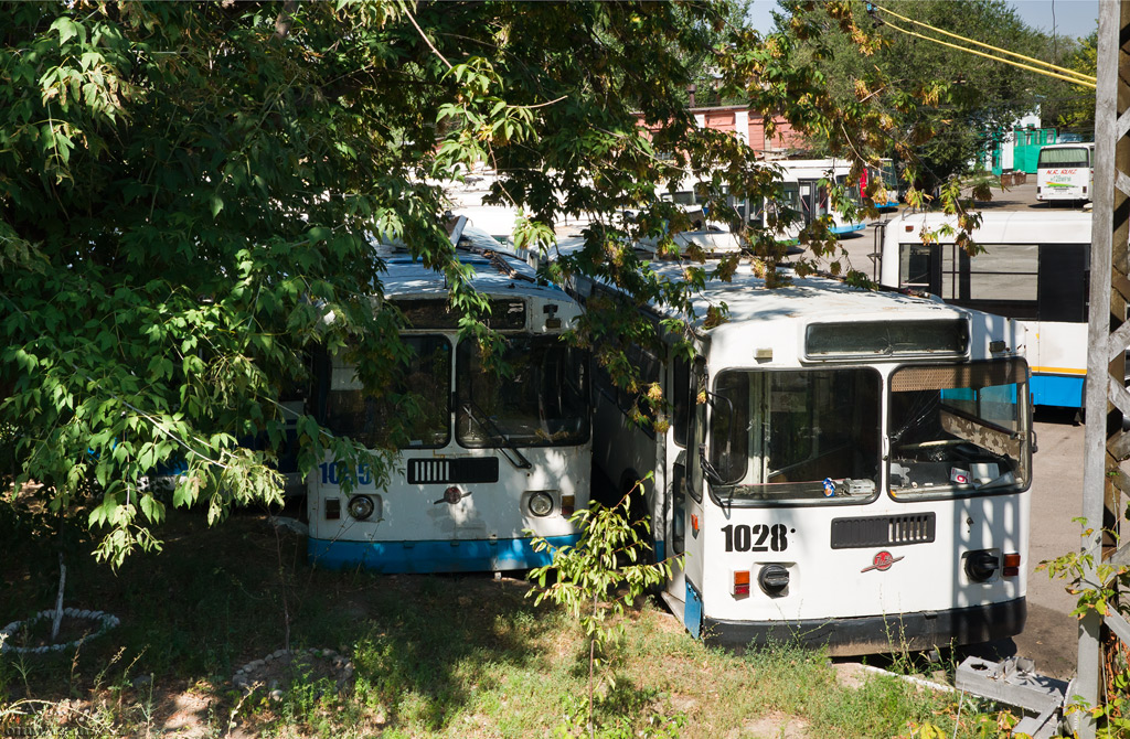 Алматы, ЗиУ-682Г-016  [Г0М] № 1055; Алматы, ЗиУ-682Г-016  [Г0М] № 1033