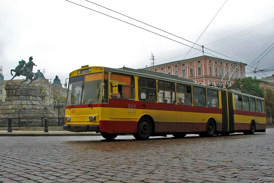 Киев, Škoda 15Tr03/6 № 477
