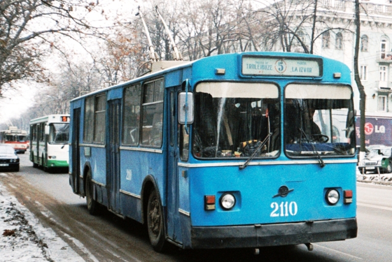 Кишинёв, ЗиУ-682Г [Г00] № 2110