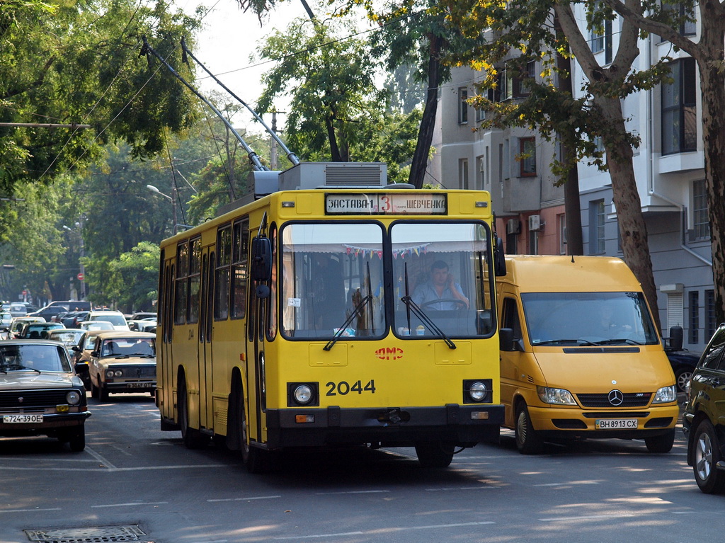 Одесса, ЮМЗ Т2 мод. 7 № 2044