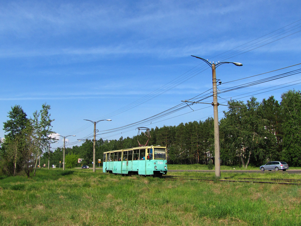 Ангарск, 71-605 (КТМ-5М3) № 123 Ангарск, 71-605 (КТМ-5М3) № 123