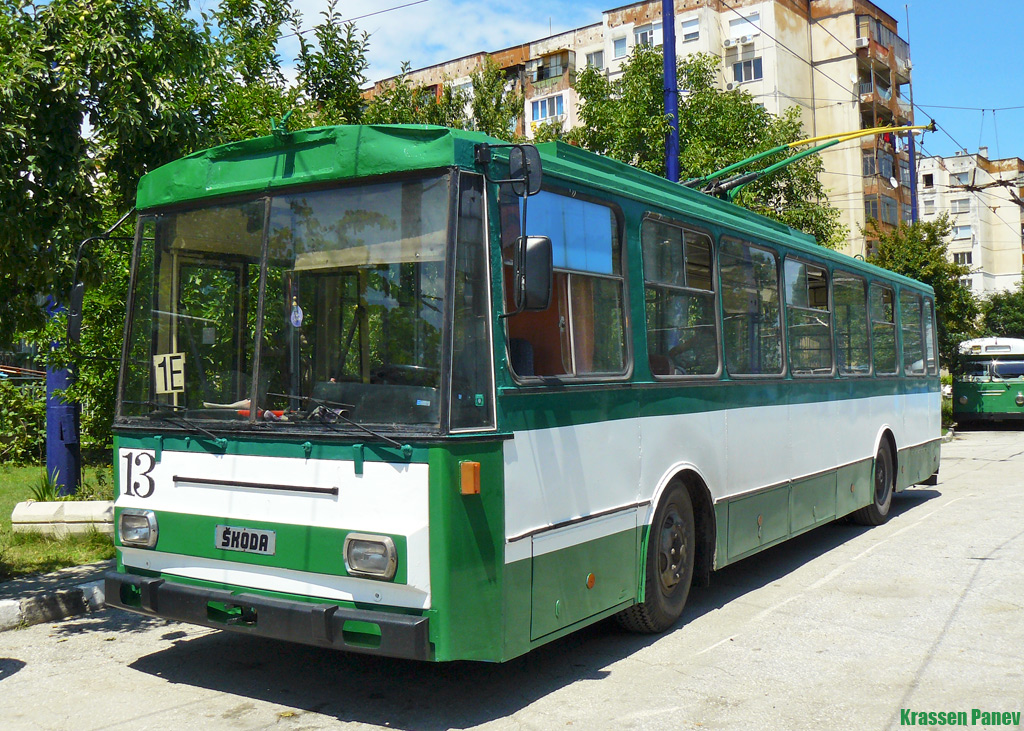 Пазарджик, Škoda 14Tr01 № 13
