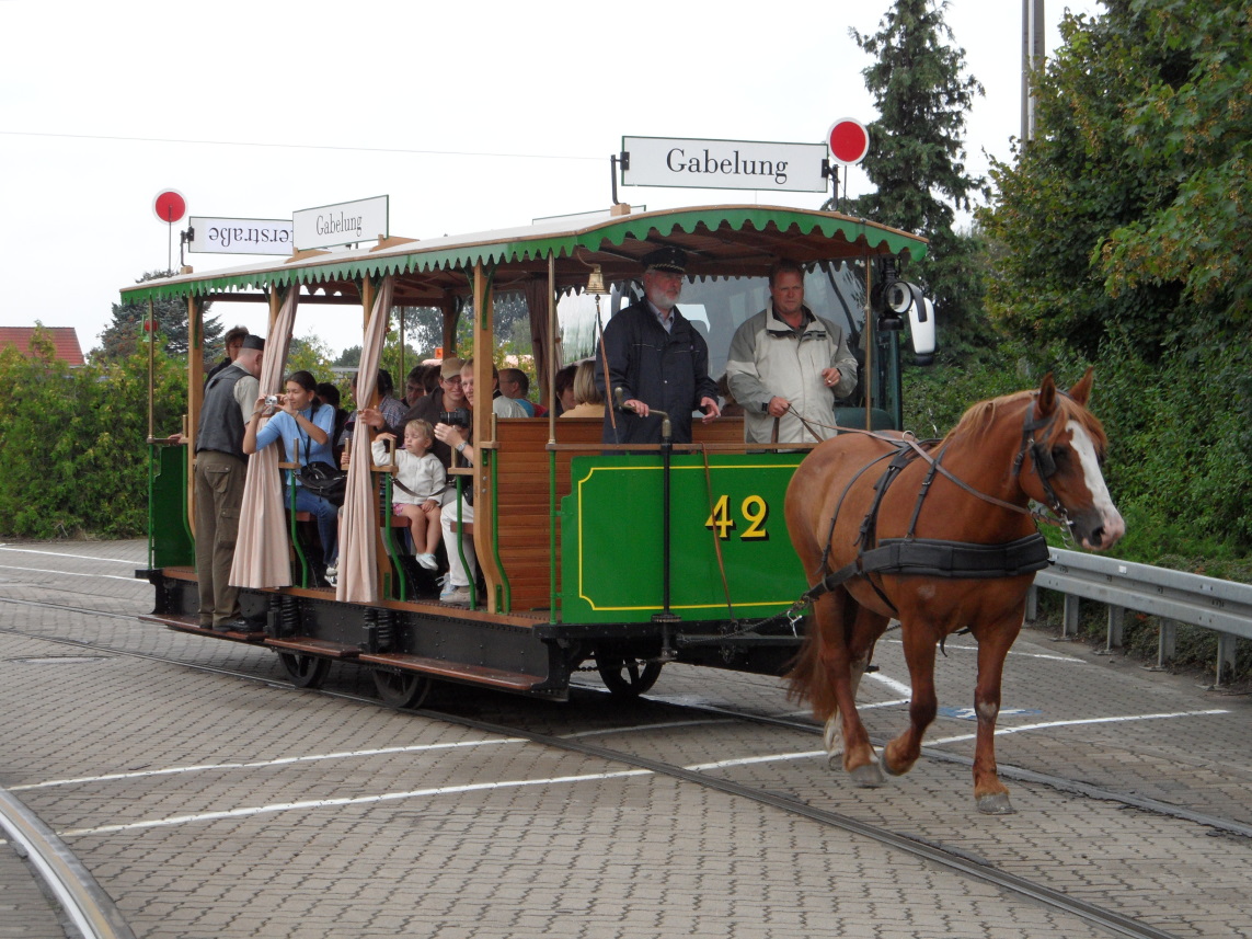 Магдебург, Конка № 42; Росток — Вагоны из других городов в гости в Ростоке