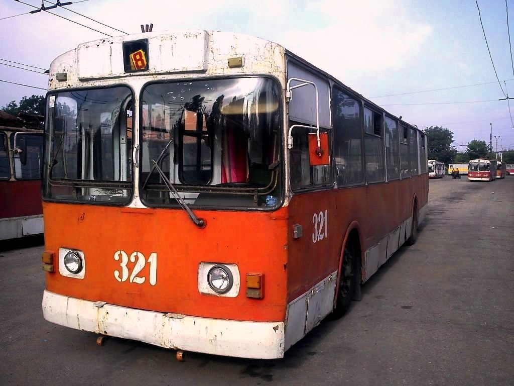 Алчевск, ЗиУ-682В [В00] № 321