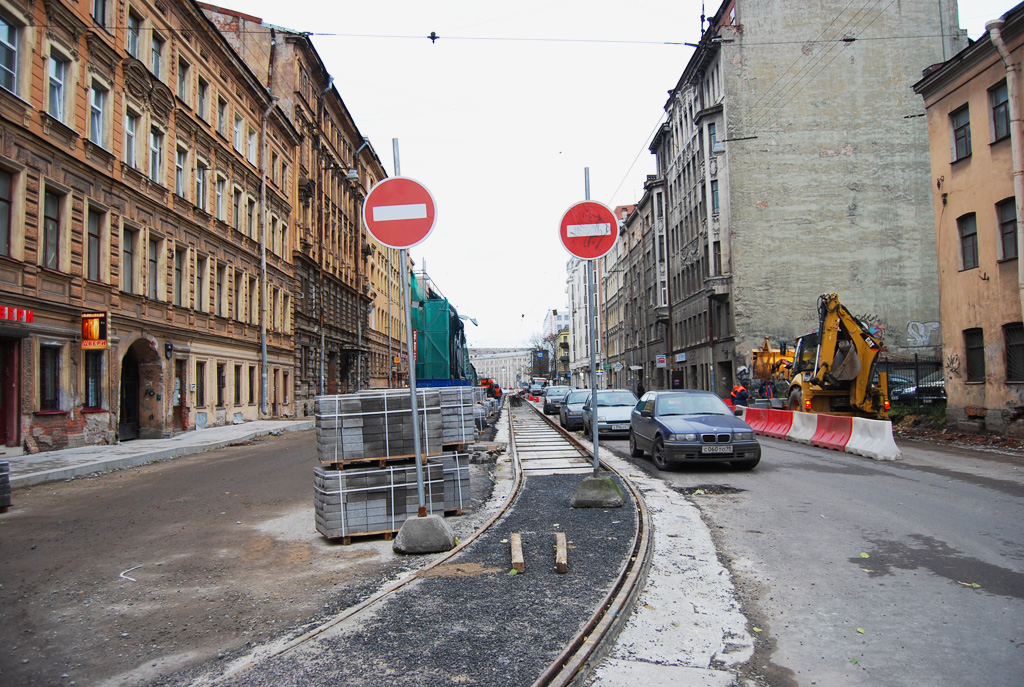 Saint-Petersburg — Track repairs