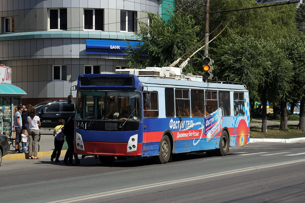 Владивосток, ЗиУ-682Г-016.02 № 241