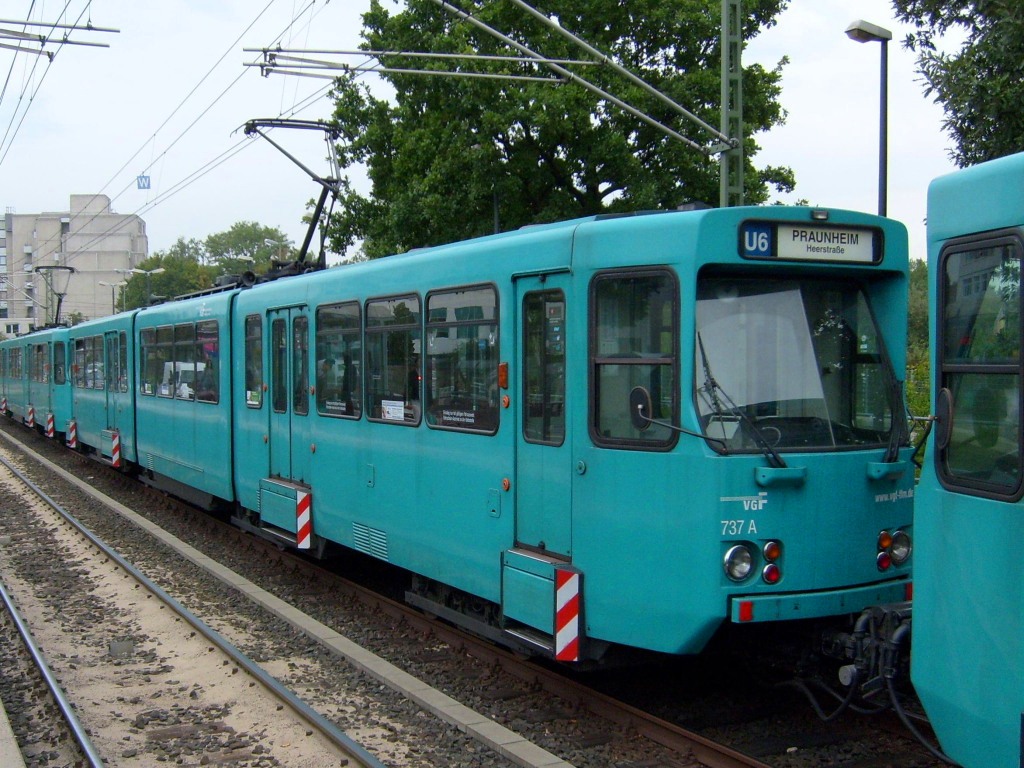 Франкфурт-на-Майне, Duewag Ptb № 737