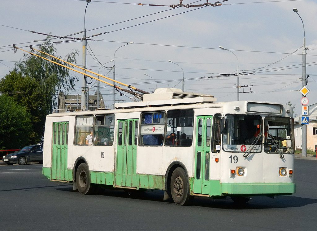 Рыбинск, ВМЗ-170 № 19
