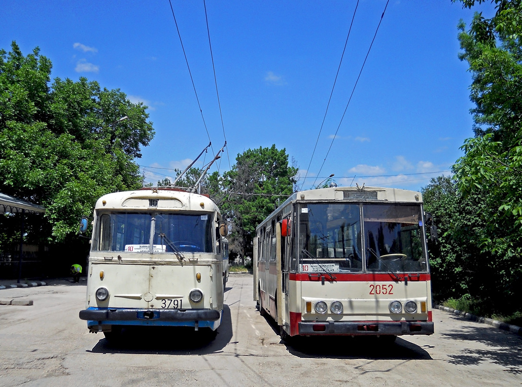 Крымский троллейбус, Škoda 14Tr02/6 № 2052; Крымский троллейбус, Škoda 9TrH29 № 3791