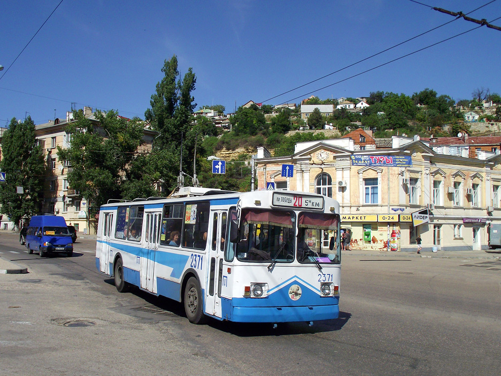 Sevastopol, ZiU-682V-013 [V0V] Br. 2371