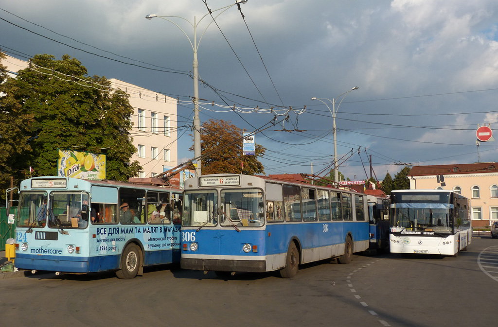 Вінніца, ЗиУ-682Г [Г00] № 324; Вінніца, ЗиУ-682В-013 [В0В] № 306