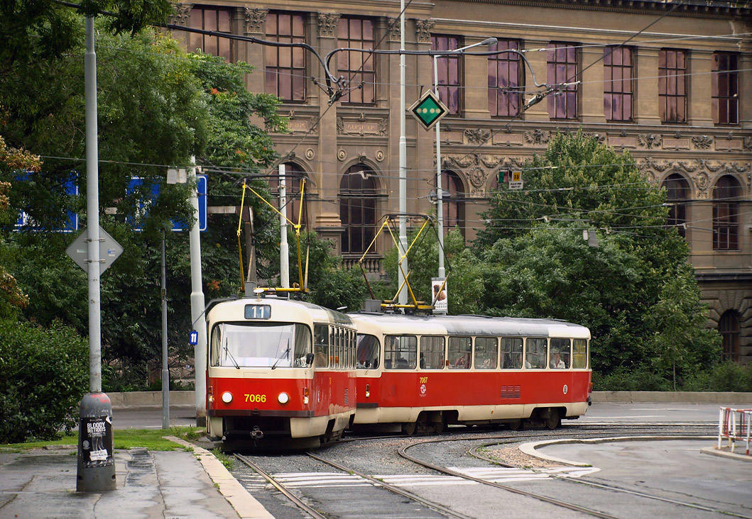 Прага, Tatra T3SUCS № 7066; Прага, Tatra T3SUCS № 7067