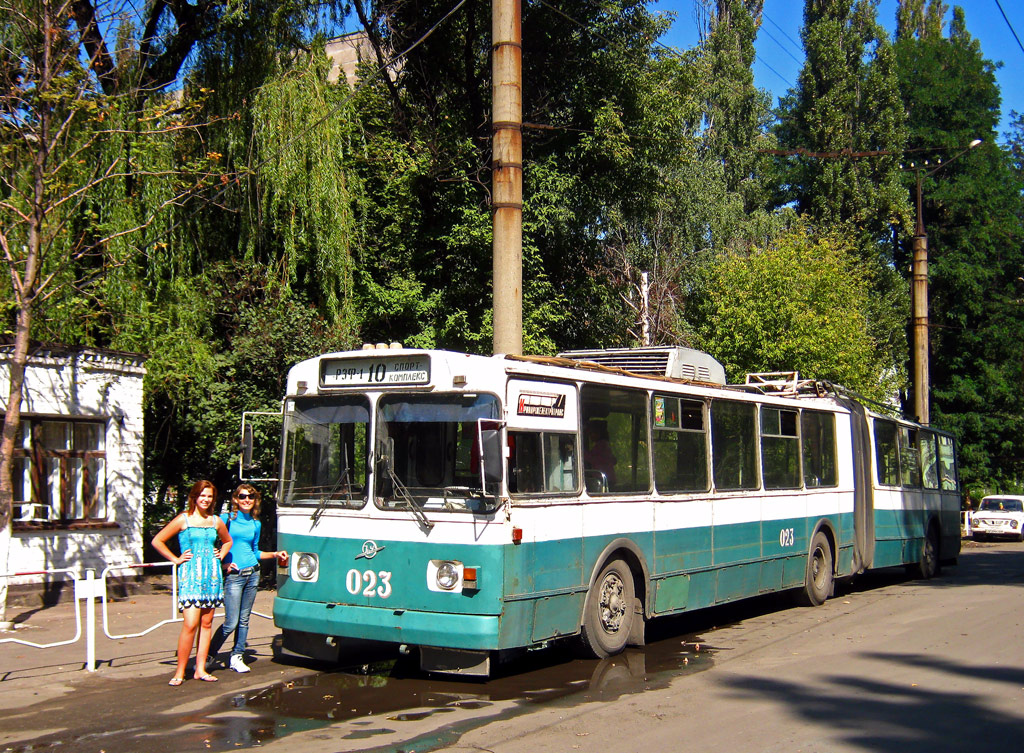 Кривой Рог, ЗиУ-683В01 № 023