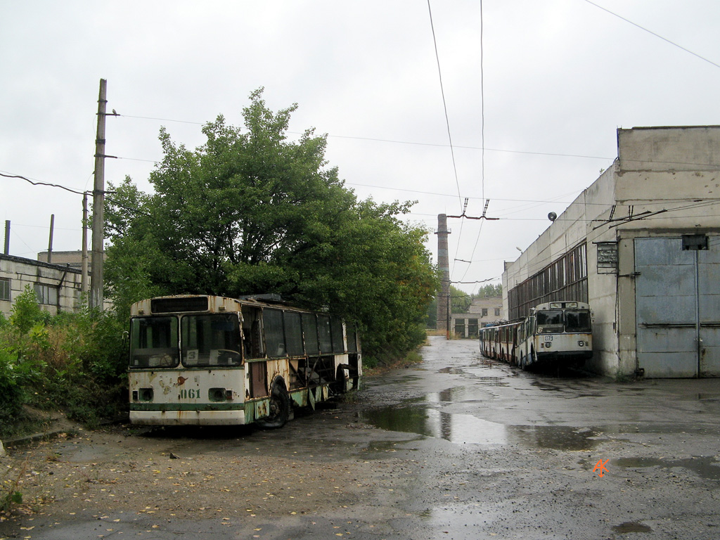 Стаханов, ZiU-682GN № 061