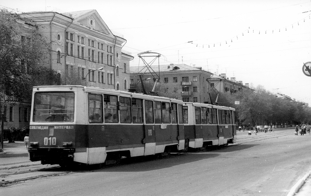 新特羅伊茨克, 71-605 (KTM-5M3) # 010; 新特羅伊茨克, 71-605 (KTM-5M3) # 10