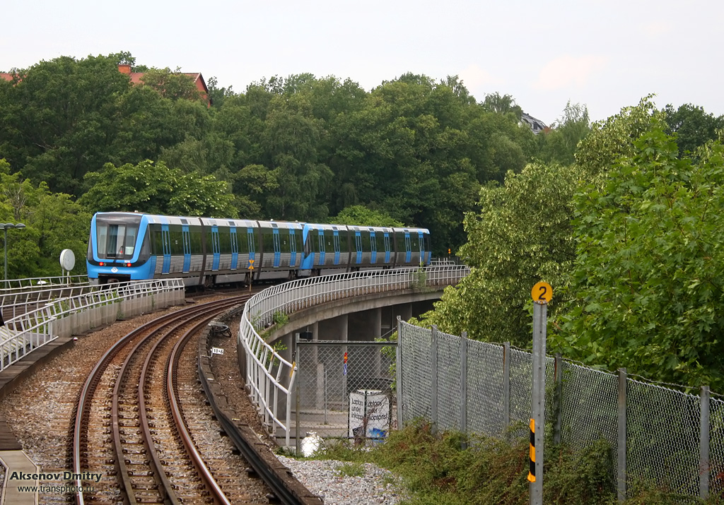 Стокгольм — Tunnelbana — Зелёная линия | Gröna Linjen