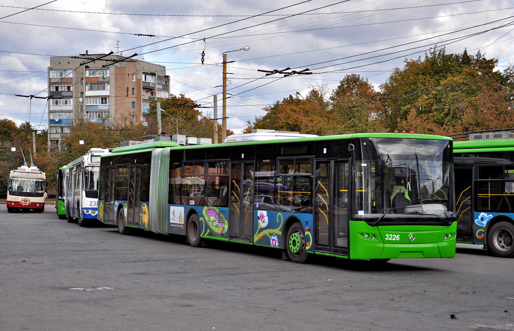 Харьков, ЛАЗ E301D1 № 3226